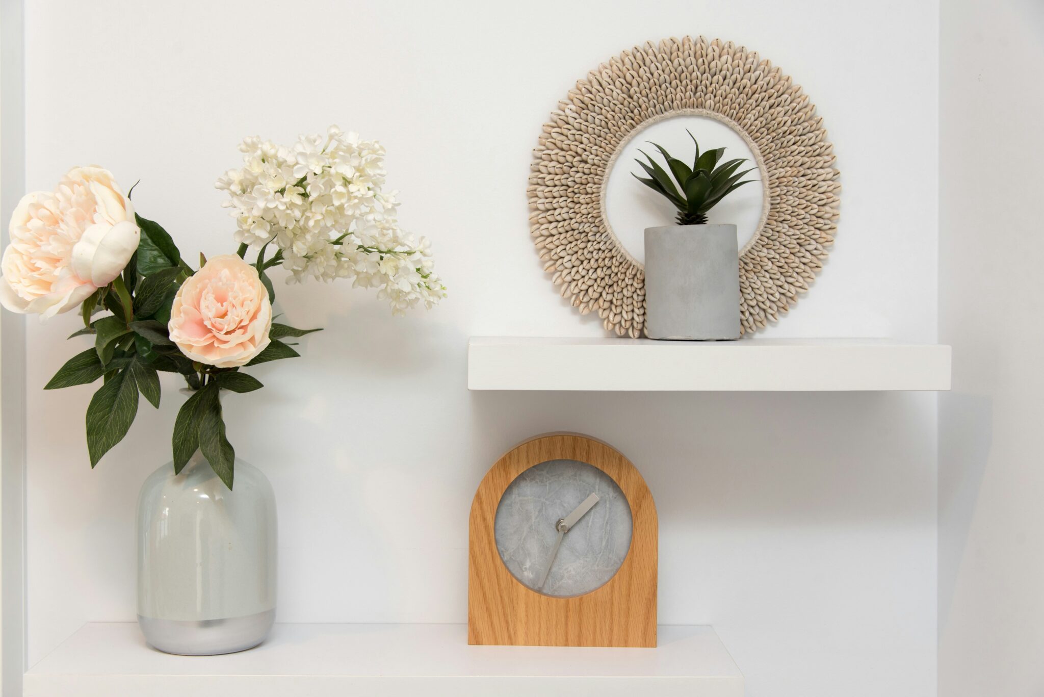 Elevate Your Bathroom Shelf Decor: 19 Ideas for Modern Homes
